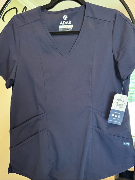 Ada Other - Adar Women's V-Neck Scrub Top in Navy